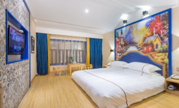 Jtour Inn Hotel (Jinhua Yiwu Business City Subway Station)