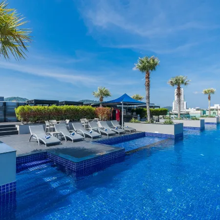Best Western Patong Beach Отели рядом с достопримечательностью «Стадион для бокса Бангла»
