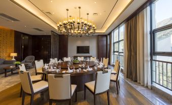 Western Evergreen Pu Zhen Hotel