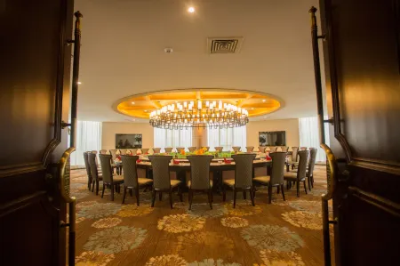 Huajing Yuehai Hotel