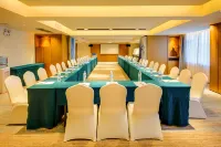 Madison Hotel (Jinan Wanda Plaza Exhibition Center)