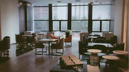 Crystal  Linyi Beijing Road Отели рядом с достопримечательностью «Linyi University»