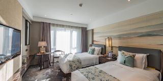 Rezen Dong Hotel (Harbin West Railway Station, Wanda Plaza)