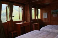 Dragon's Den Hostelling International
