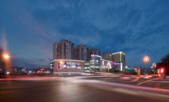 Holiday Inn Express Xichang City Center