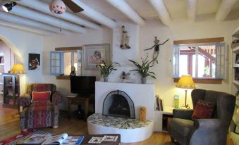 La Posada De Taos - Housity