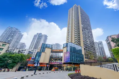Sweetome Vacation Apartment (Yangjiaping the Mixc) Hôtels à : Chongqing