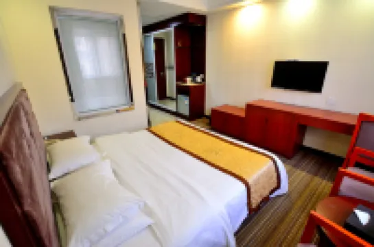 Huangguan Holiday Hotel