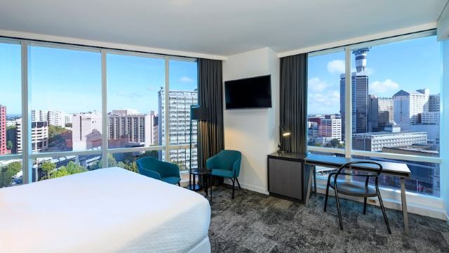 포 포인츠 바이 쉐라톤 오클랜드 객실 내부