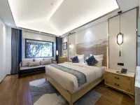 Mengjing ·Xiyue Hotel (Nanping Pedestrian Street, Kunming Old Town) Hotels near Kunming Hall