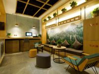 秋果酒店(北京国贸劲松地铁站店) - 商业中心