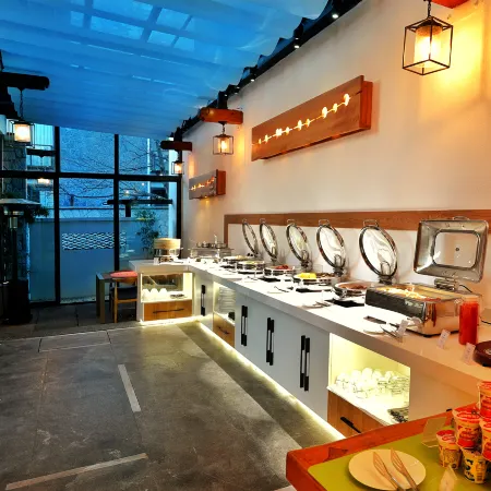 The One Hotels & Resorts