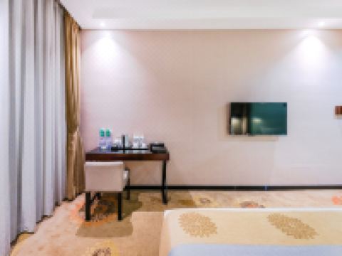 伊禾酒店(厦门中山路步行街店) - 精致阳台亲子房