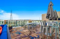 Global Luxury Suites in Menlo Park - Gym