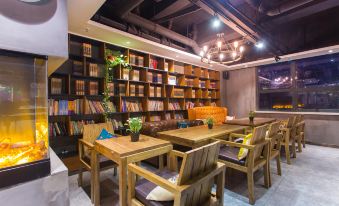 James Joyce Coffetel - Housity
