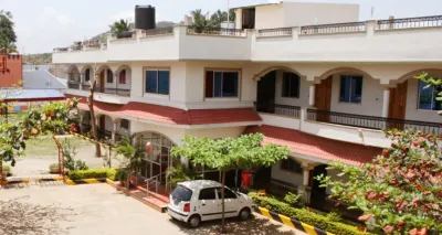 Hotel Golden Nest Hotel a Tirupattur