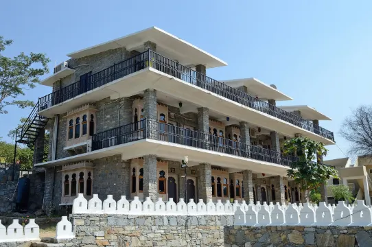 薩達尼拉度假村