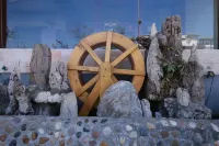 會澤月半灣輕奢民宿