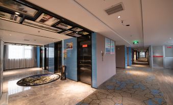 Ruishe Hotel (Xintian City Plaza, Licheng)