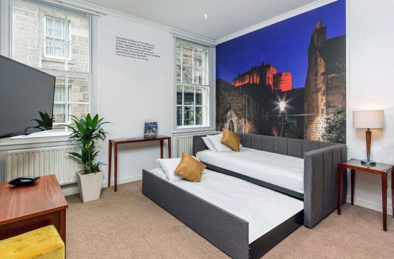 Stewart by Heeton Concept – Aparthotel Edinburgh