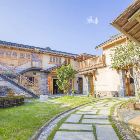 Songyang Yuequanzhuang Inn