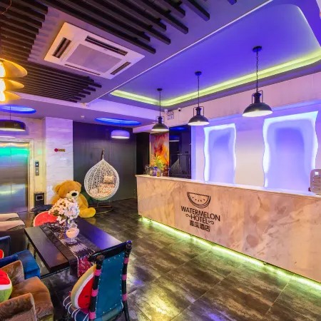 Watermelon Hotel (Dalian Zhongshan Square Railway Station Store)