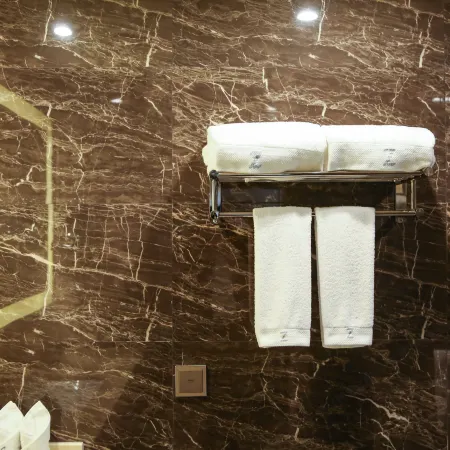Runhe Hot Spring Hotel