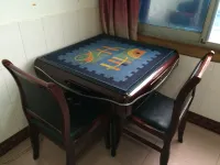 Yiyang Family Hotel