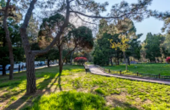 Jingli Villa Hotel (Qingdao Badaguan Scenic Area Linhuaiguan Road Branch)