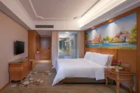 Vienna Hotel - Balkon