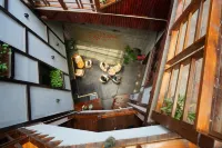 Dengnilai · Qingcheng Hostel - parcheggio