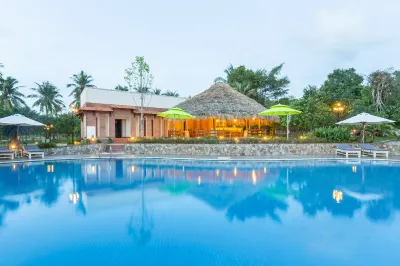 The Garden House Phú Quốc Resort Các khách sạn gần Hồ tiêu Lê Đông