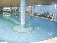 Drunken Beauty Hotel (Xinglong City Garden Branch) - Rooftop Pools