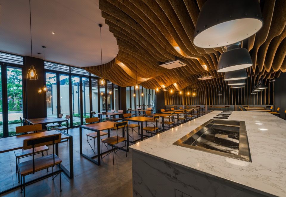 3. 더 갤러리 호텔..