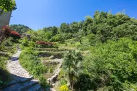 花築·新昌天姥山撥雲間民宿 天燭湖仙境景區附近的飯店