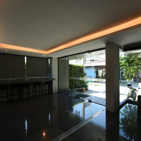 Sleep Hotel Bangkok Отели рядом с достопримечательностью «Станция метро Huai Khwang»