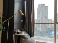重庆YPlus电竞公寓 - 城景大床房