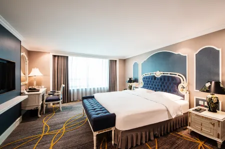 Tianjin Golden Crown Hotel