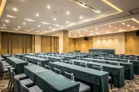 Mid-Level Hotel