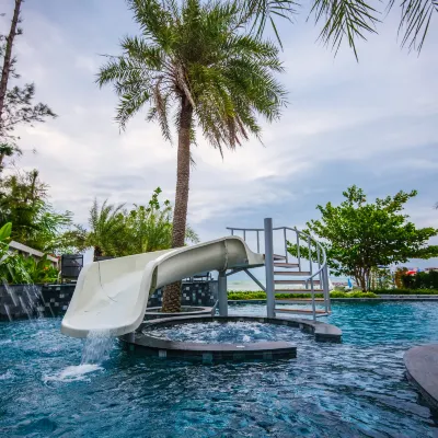 โรงแรมวรริตา โคว์ฟ โรงแรมใกล้ปรีชาซีฟู้ด