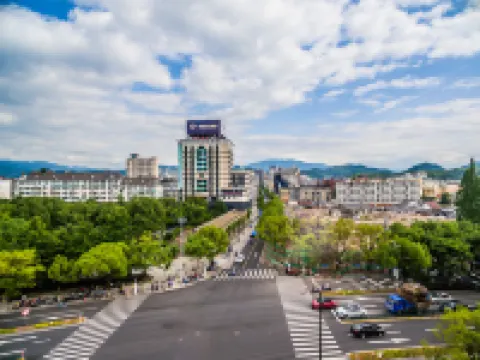 Jifen·Qingchen Hotel