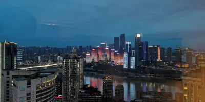 REUNION REST (Chongqing Jiefangbei Pedestrian Street Hongyadong Branch) Hotels in 