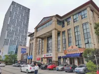 Famjoy Boutique Hotel Các khách sạn gần Er Yan Temple