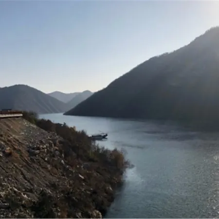 Cangnan Yujinglou Hotel