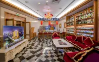 Qingyuan International Hotel - bar
