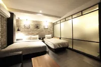 The Last Hotel Nampo