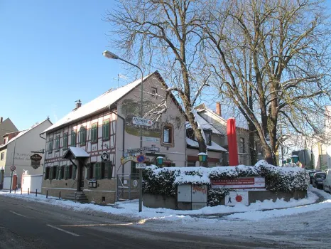 Gasthaus Zum Löwen Hotels in der Nähe von von Klinikum Frankfurt Höchst Klinik für Neurologie