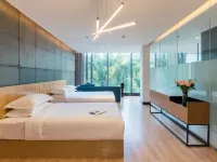 Lihua Chen's Garden Hotel Hotels near Xingping Ancient Town