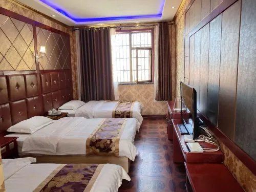 Maqu Yellow River Taosheng Hotel