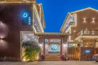 Puzheheiyeyu Countryside Lake View Boutique Hotel